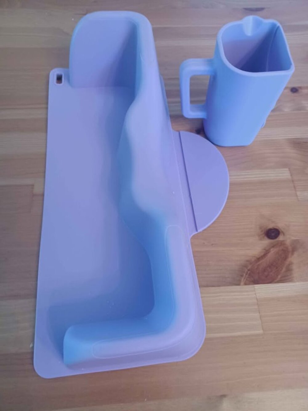 Bathtub Hair Washing Station with Neck Support & Rinse Cup